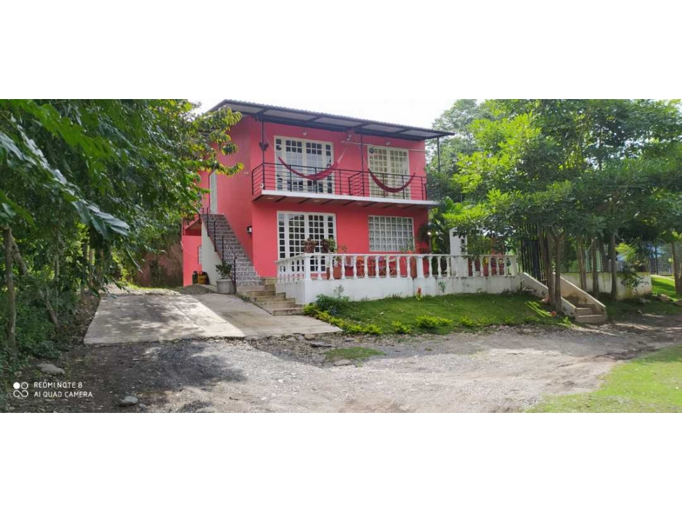 VENDO CASA CAMPESTRE DE DOS PISOS EXCELENTES ACABADOS - 1