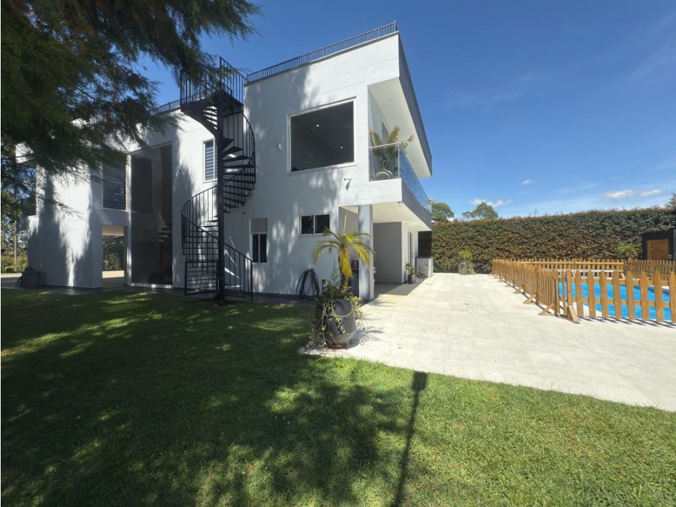 Vendo casa campestre de lujo con piscina en Rionegro, Mampuesto — foto 3