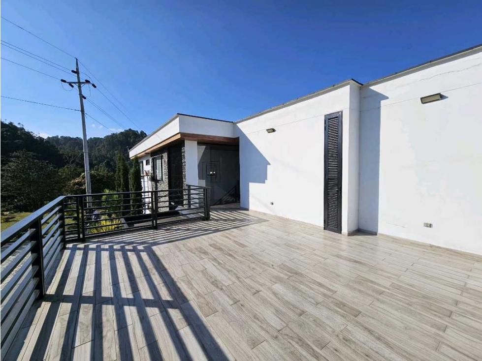 VENDO CASA CAMPESTRE EL RETIRO PARTE ALTA LOTE DE 11.000M2 UNIDAD — foto 2