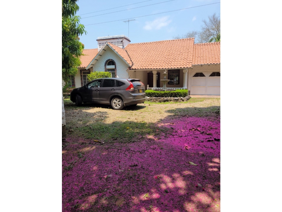 Vendo casa campestre en Carmen de Apicala. A 3 km del pueblo. - 1