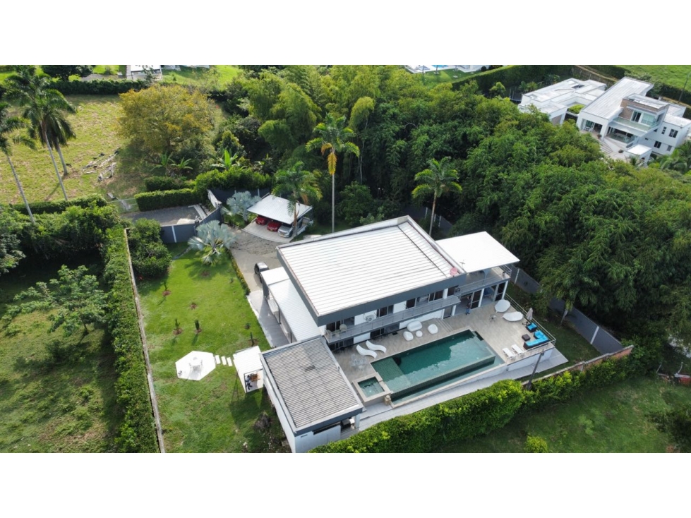 VENDO CASA CAMPESTRE EN CERRITOS PEREIRA