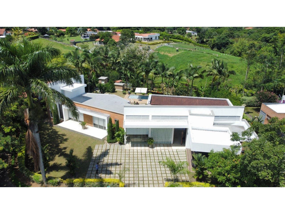 VENDO CASA CAMPESTRE EN CERRITOS PEREIRA