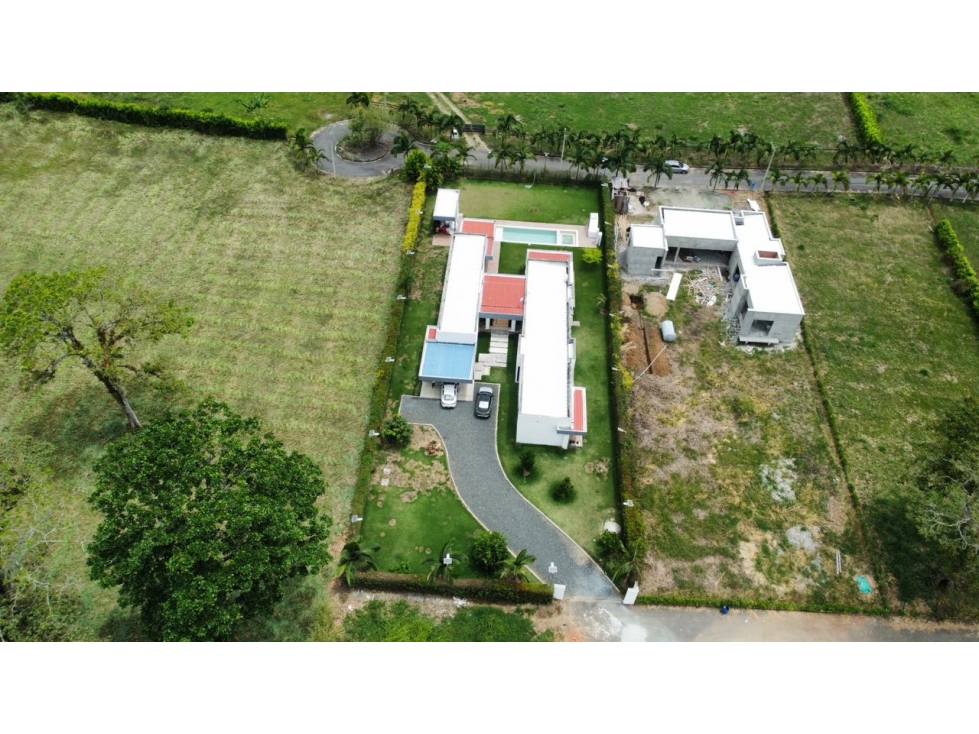 VENDO CASA CAMPESTRE EN CERRITOS PEREIRA