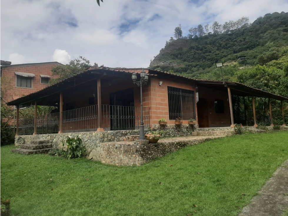 Vendo casa campestre en Copacabana