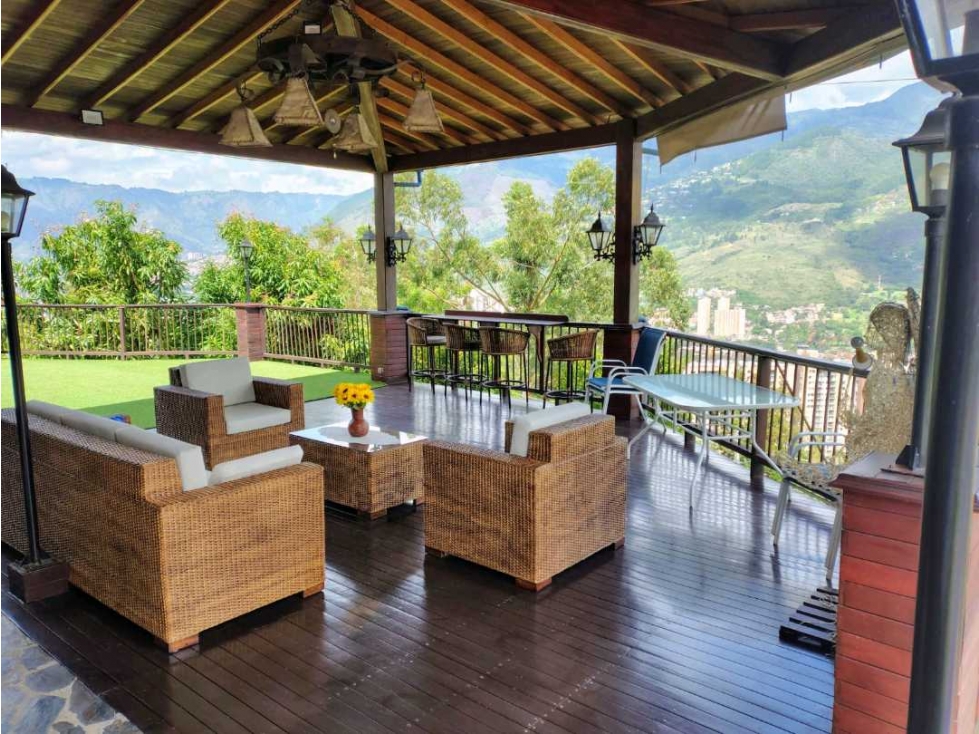 VENDO CASA CAMPESTRE EN COPACABANA ANTIOQUIA