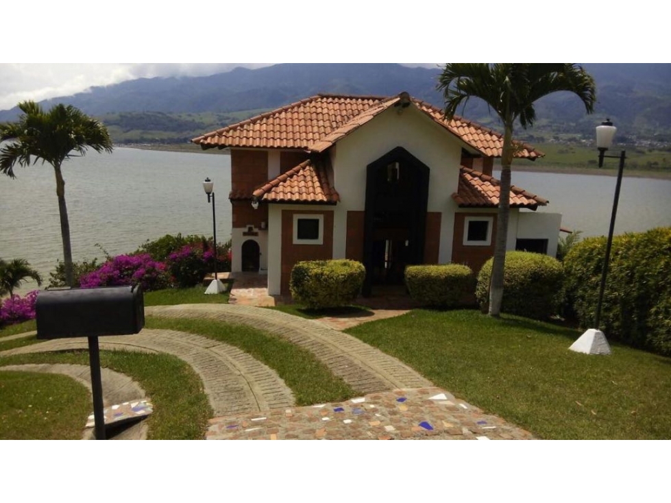 VENDO CASA CAMPESTRE EN EL LAGO CAMILA EL DARIÉN VALLE DEL CAUCA - 4