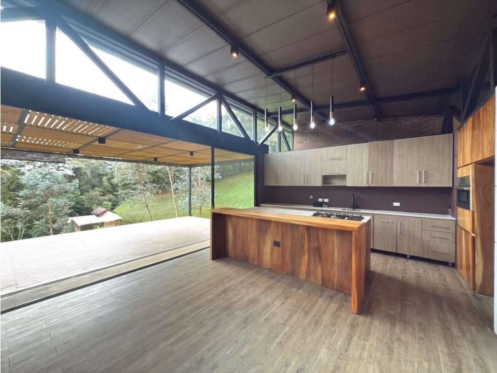 Vendo casa campestre en Envigado Alto del Escobero unidad cerrada — foto 4