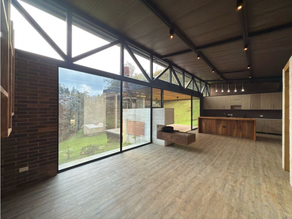 Vendo casa campestre en Envigado Alto del Escobero unidad cerrada — foto 5
