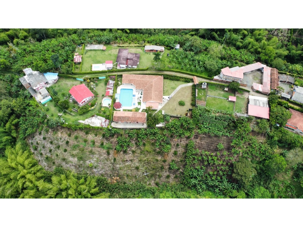 VENDO CASA CAMPESTRE EN LA VÍA ALCALA — foto 2