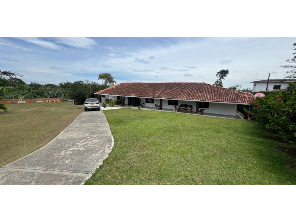 VENDO CASA CAMPESTRE EN LA VÍA ALCALA — foto 3