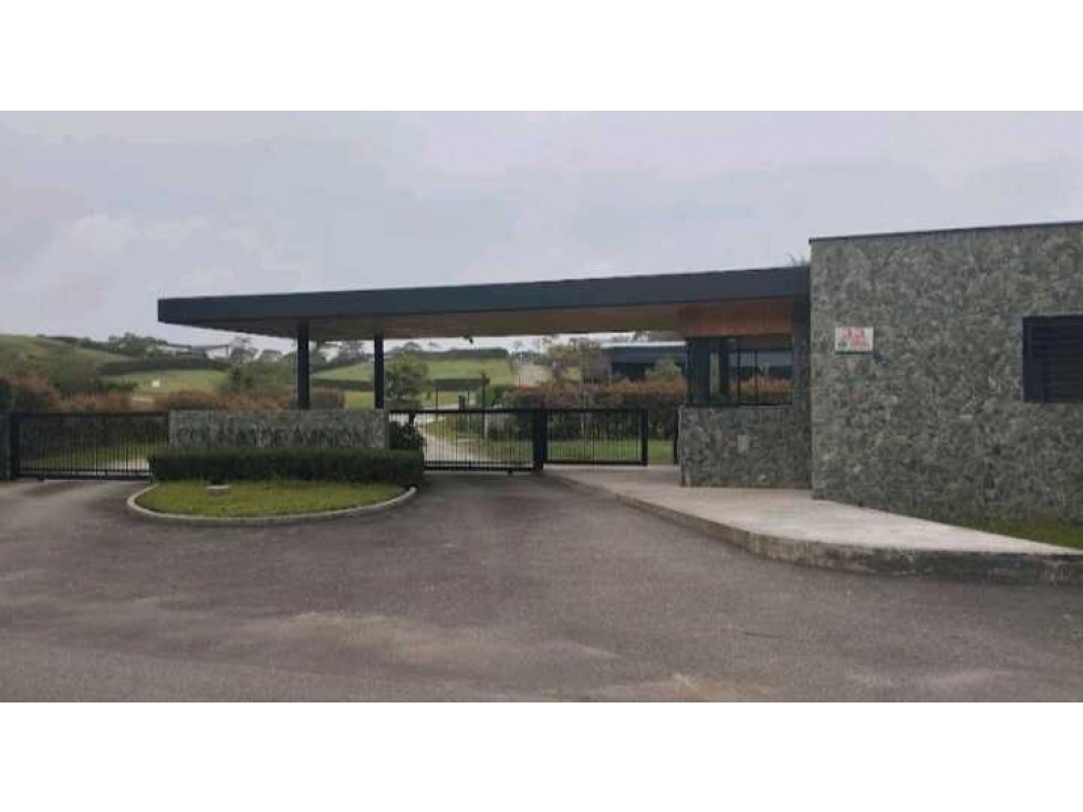 VENDO CASA CAMPESTRE EN LLANOGRANDE