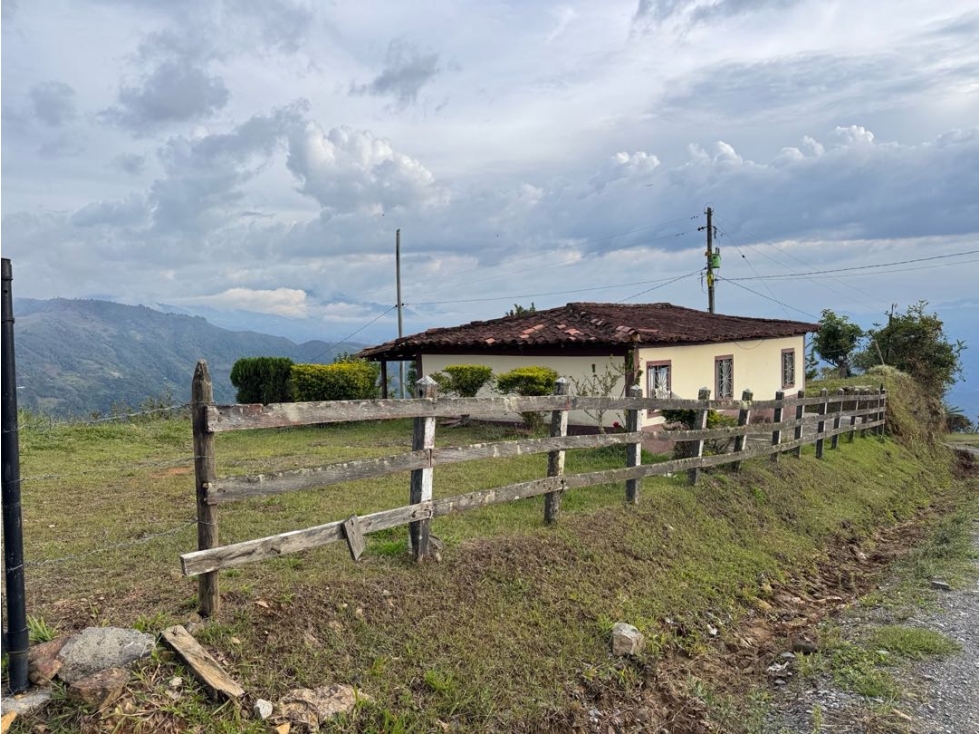 Vendo casa campestre en Sopetrán - 1