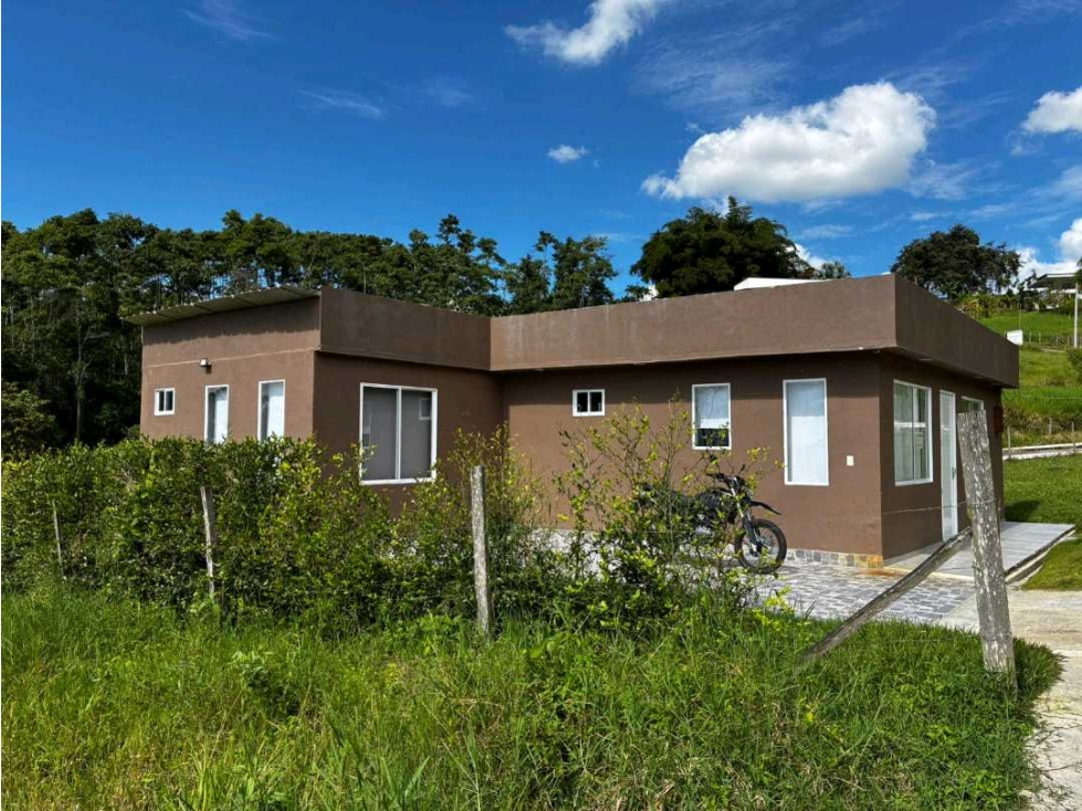 Vendo casa campestre en tulua la iberia a 20 minutos lote 998 m2 — foto 2