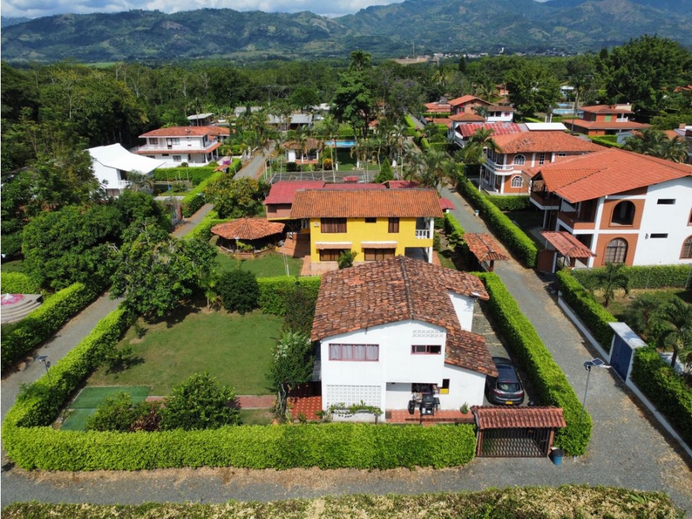 VENDO CASA CAMPESTRE EN VITERBO CALDAS - 1