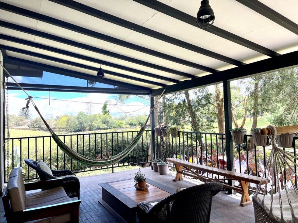 VENDO CASA CAMPESTRE RIONEGRO CABECERAS, MODERNA, 2 NIVELES, 5 ALCOBAS — foto 4