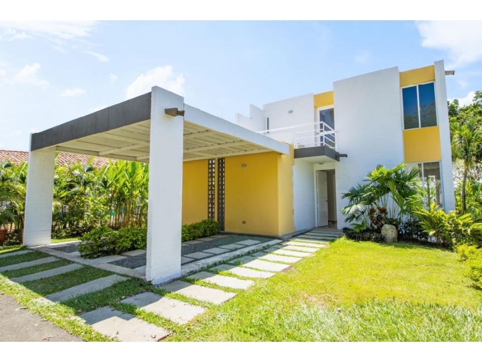 VENDO CASA CAMPRESTRE 2 NIVELES EN EL CASTILLO JAMUNDI BV 10484452