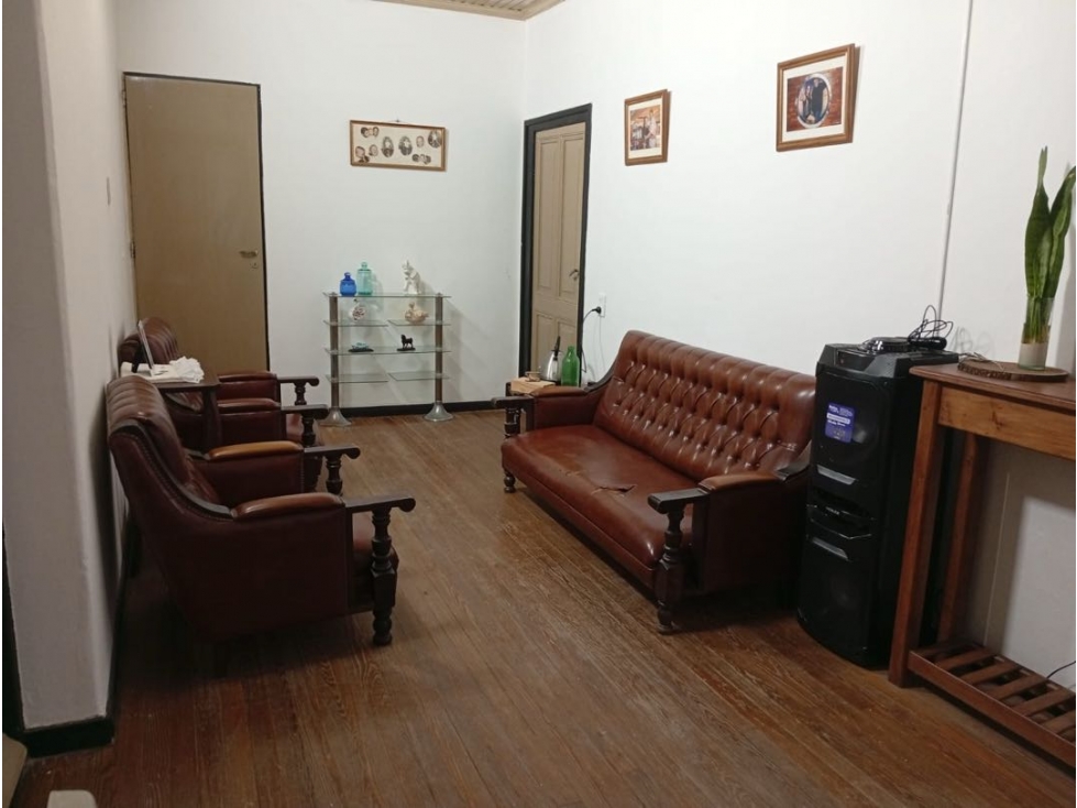 Vendo Casa Centrica en Concepción del Uruguay, Entre Ríos - 4