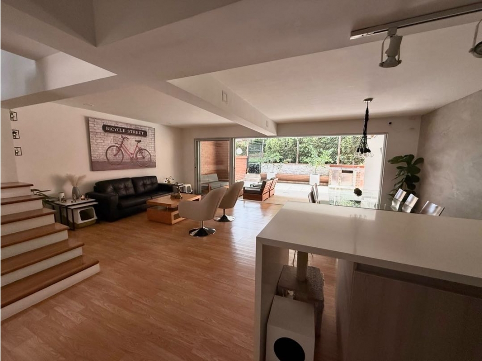 Vendo casa cerca al Tesoro, 3 habitaciones, cuarto de servicio 220 m2 — foto 4