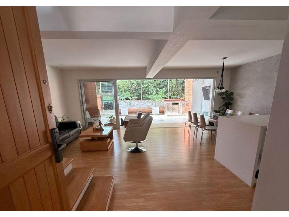 Vendo casa cerca al Tesoro, 3 habitaciones, cuarto de servicio 220 m2 — foto 5