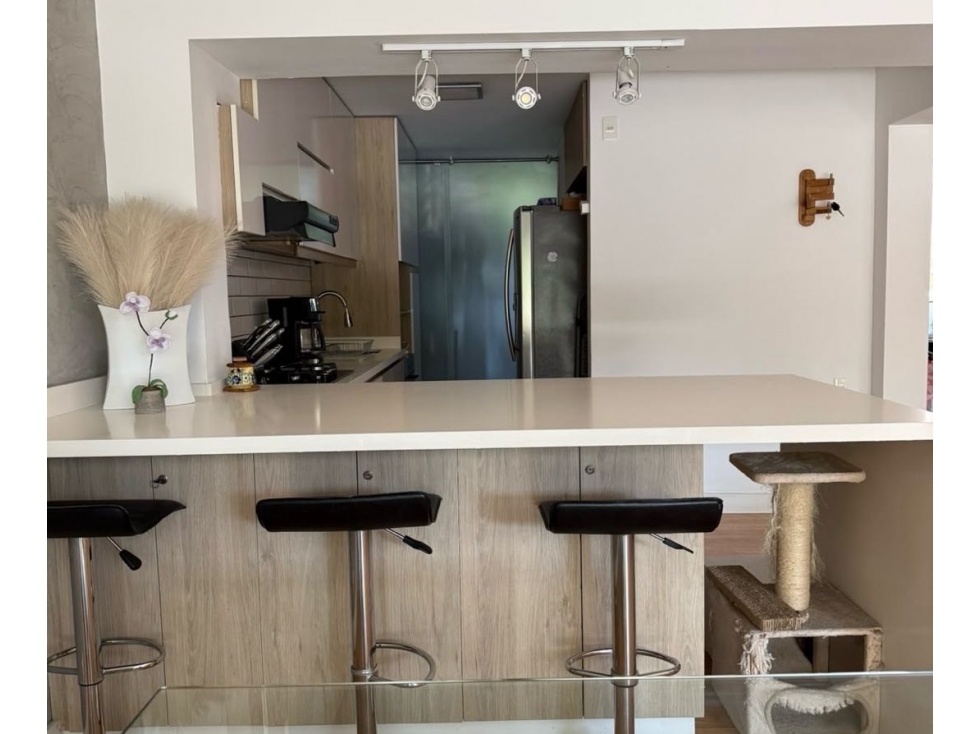 Vendo casa cerca al Tesoro, 3 habitaciones, cuarto de servicio 220 m2 — foto 6