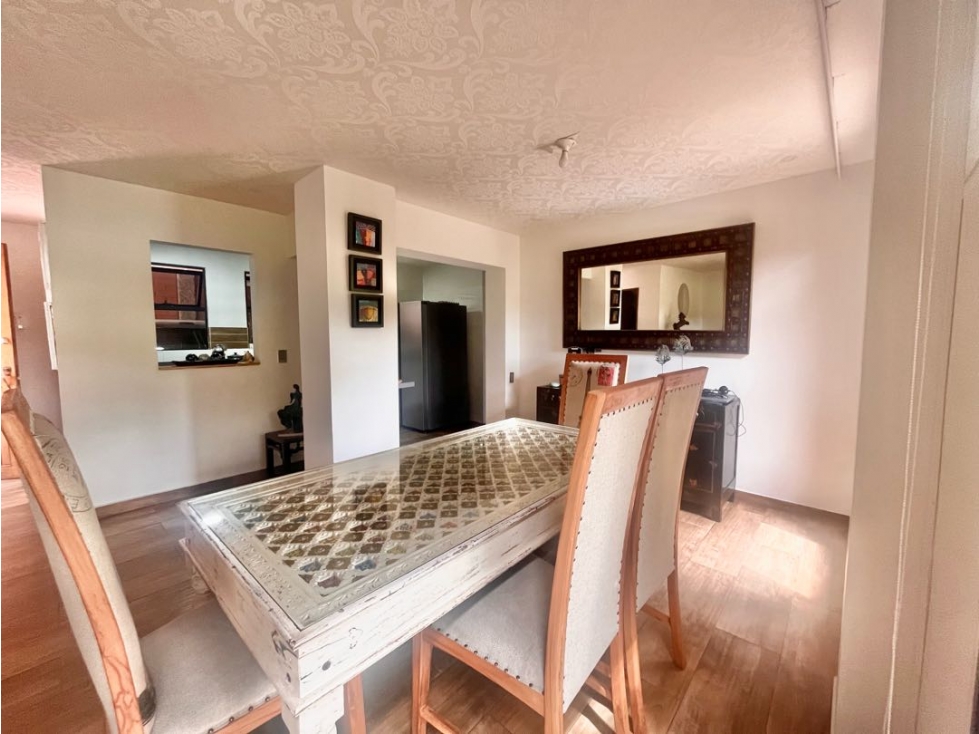 Vendo Casa cerca al Tesoro 4 habitaciones