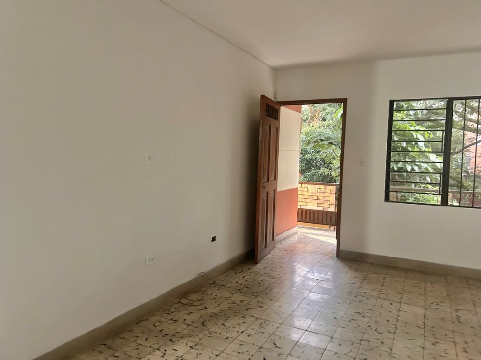 Apartamento cerca parque de Envigado segundo piso y terraza — foto 2