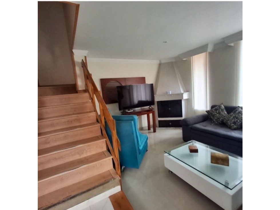 VENDO CASA CHIA RIO FRIO 162mts