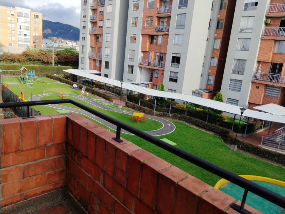 VENDO CASA COLINA