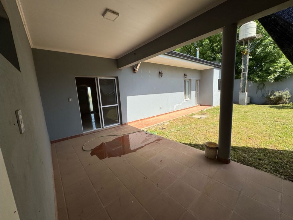 Vendo Casa con 3 habitaciones en Colón, Entre Ríos - 4