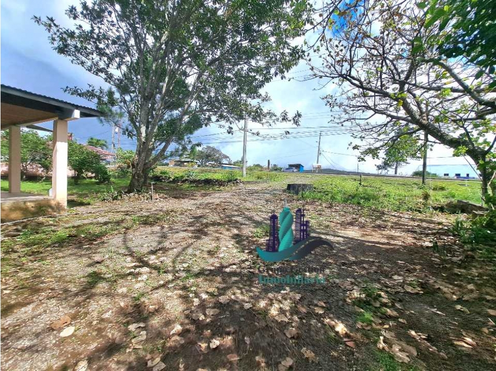 VENDO CASA COMERCIAL 1000MTS ALTO BOQUETE - 3