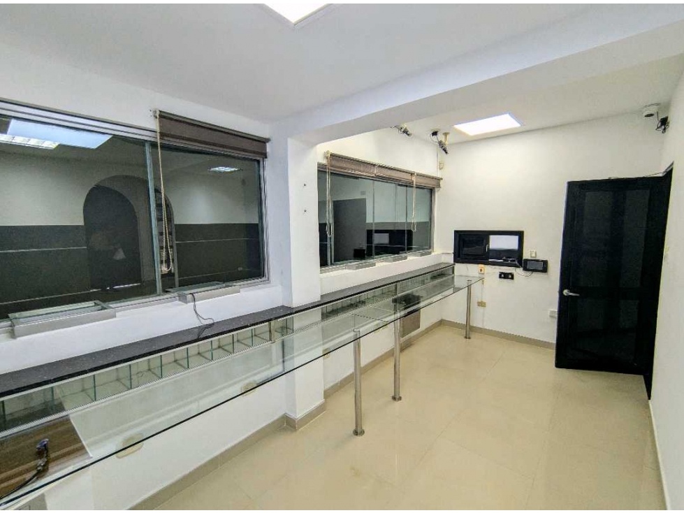 VENDO CASA COMERCIAL, de 506 metros.BARRIO EL PRADO