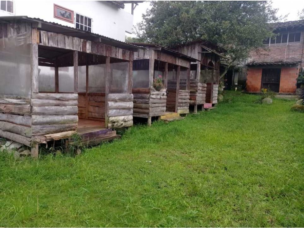 Vendo casa comercial con lote sobre vía principal la Florida — foto 5