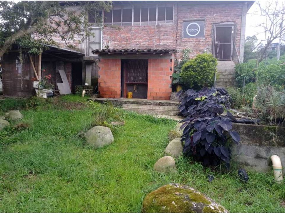 Vendo casa comercial con lote sobre vía principal la Florida — foto 6