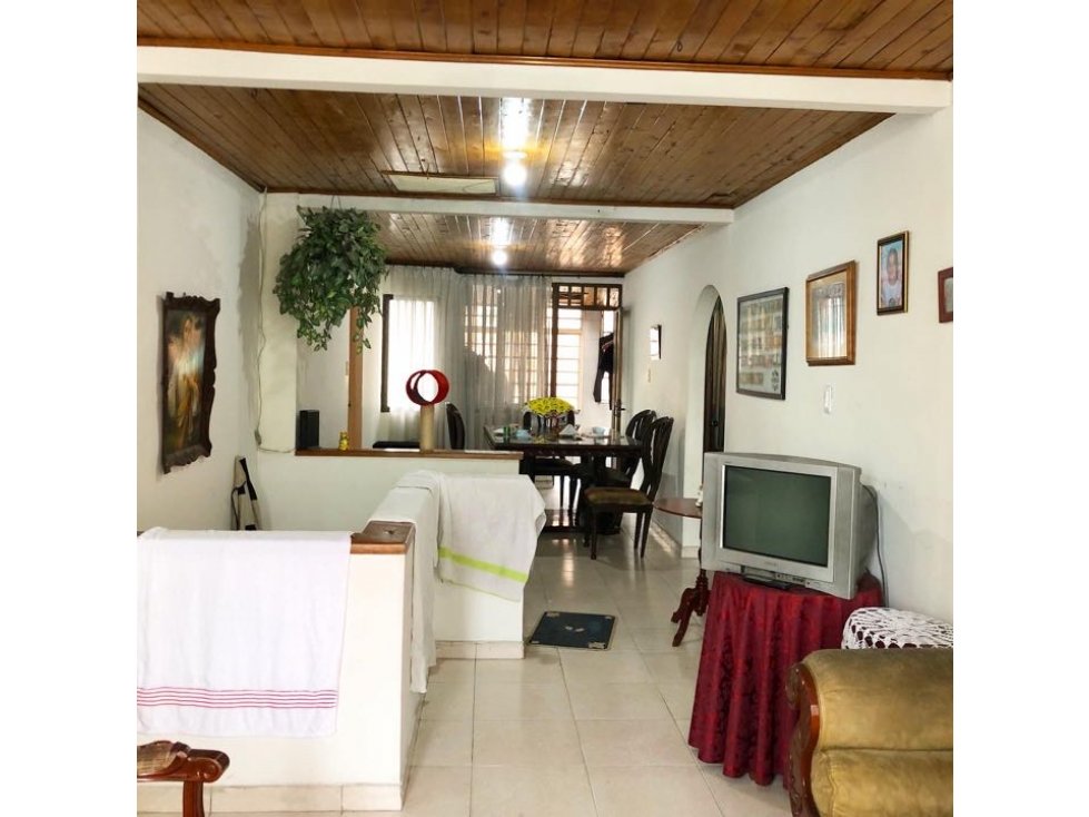 VENDO CASA COMERCIAL EN EL CENTRO PEREIRA - 2