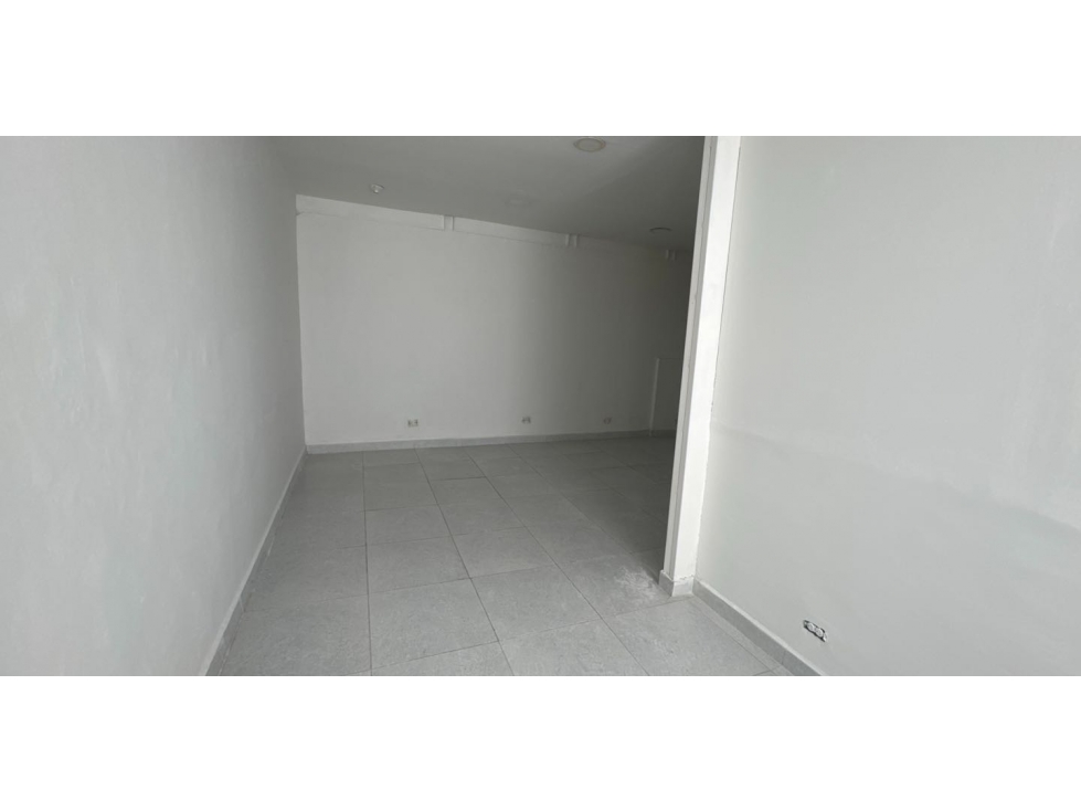 VENDO CASA COMERCIAL EN LA LORENA PEREIRA - 5
