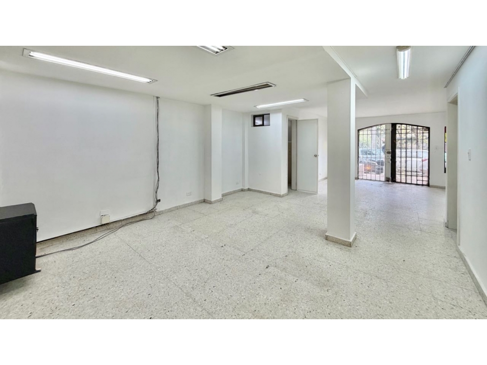 VENDO CASA COMERCIAL EN VERSALLES. ¡PRECIO DE OPORTUNIDAD! — foto 6