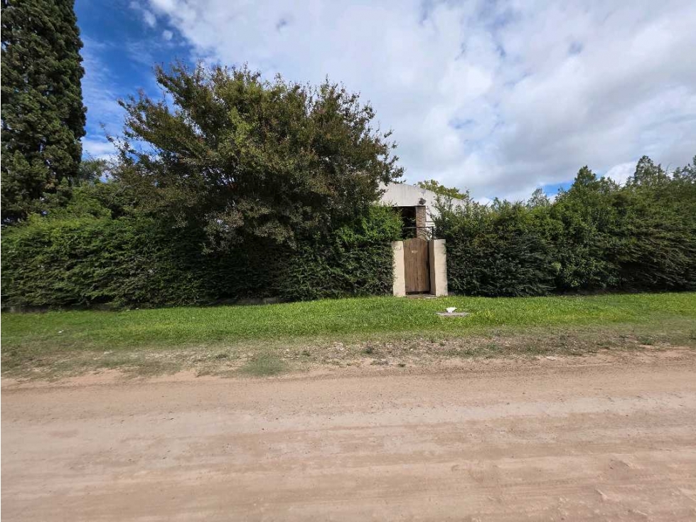 Vendo Casa con Amplio Parque en Concepción del Uruguay, Entre Ríos — foto 2