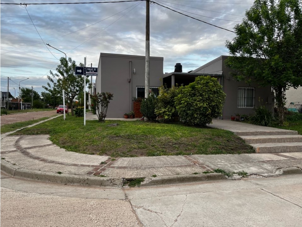 Vendo Casa Con Dos Dormitorios en Caseros, Entre Ríos. - 3
