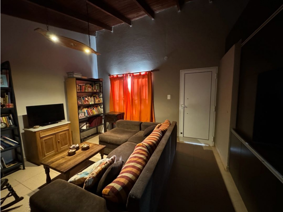 Vendo Casa Con Tres Locales en Caseros, Entre Ríos. — foto 5