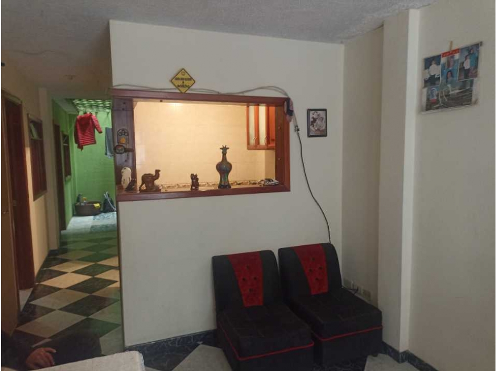 Vendo casa con excelentes acabados en zona preferencial bosa Libertad — foto 4