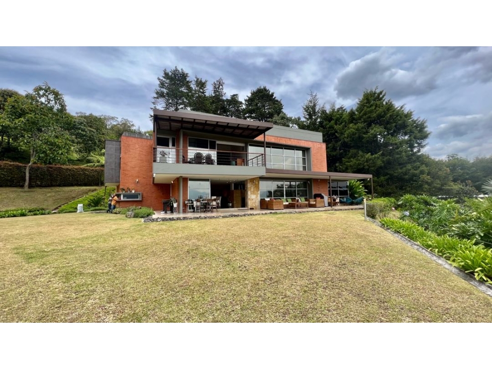 VENDO CASA CON HERMOSA VISTA EN RESERVA DEL TESORO POBLADO — foto 4