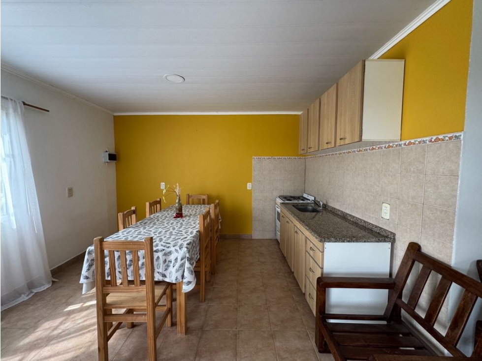 Vendo Casa con pileta en Pronunciamiento, Entre Ríos. — foto 4