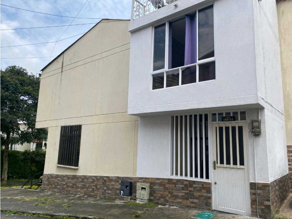 VENDO CASA ESQUINERA EN SAN LUIS CON RENTA PEREIRA — foto 2