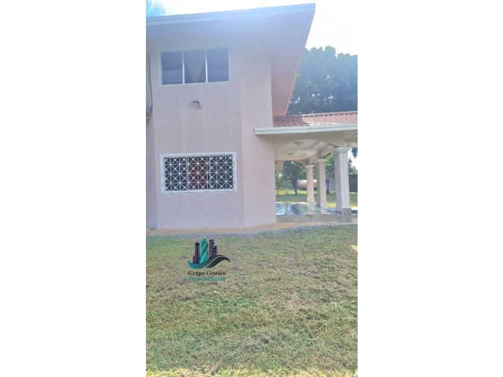 VENDO CASA CON TERRENO DE 1HECTAREA FRENTE A LA INTERAMERICANA — foto 2