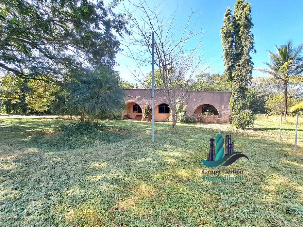 VENDO CASA CON TERRENO DE 1HECTAREA Y 8665M2
