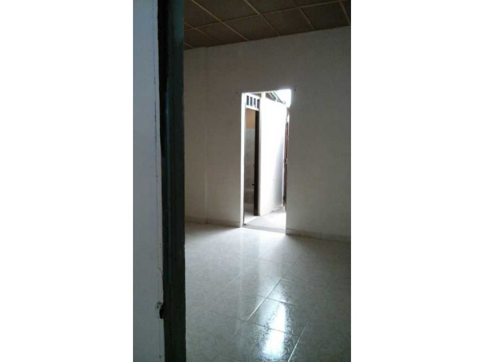 VENDO CASA CON UN APARTAMENTO INDEPENDIENTE — foto 5