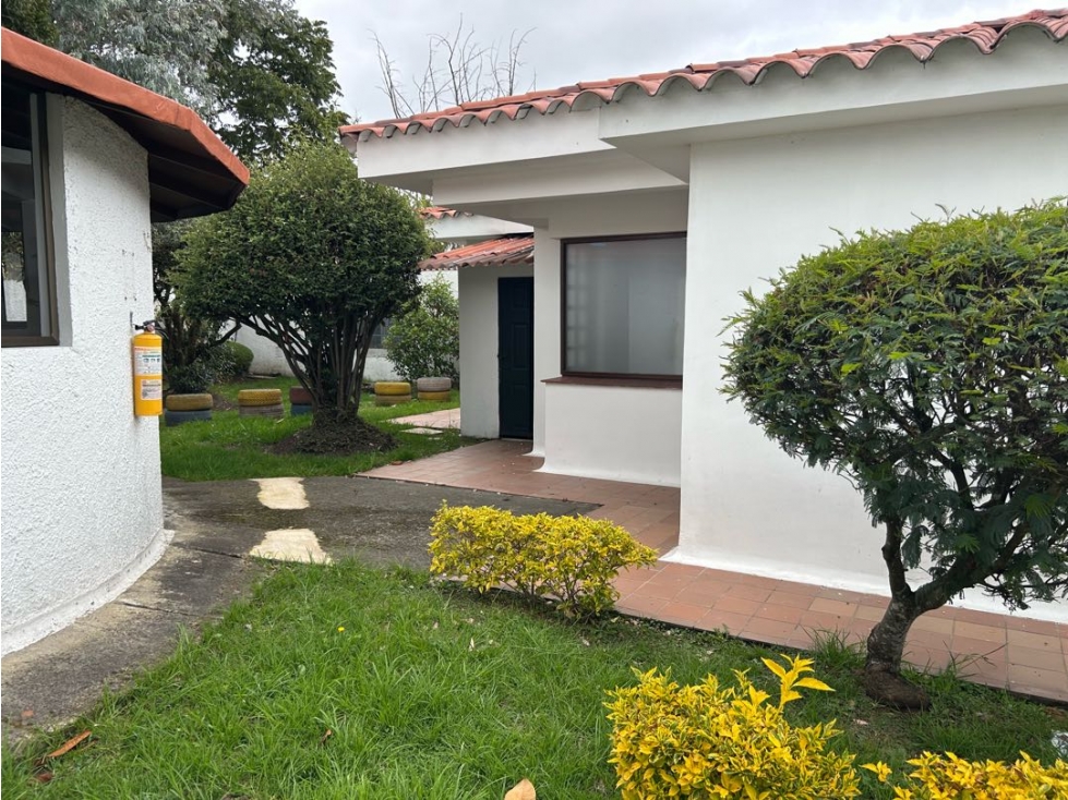 VENDO CASA CON USO COMERCIAL (IPS) EN SAN JOSÉ DE BAVARIA