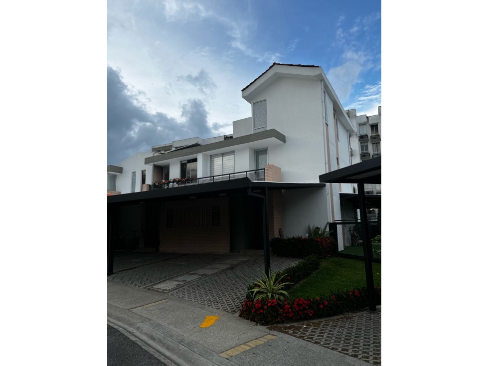 Vendo casa conjunto Canaguay Hacienda Rosa Blanca Villavicencio — foto 2