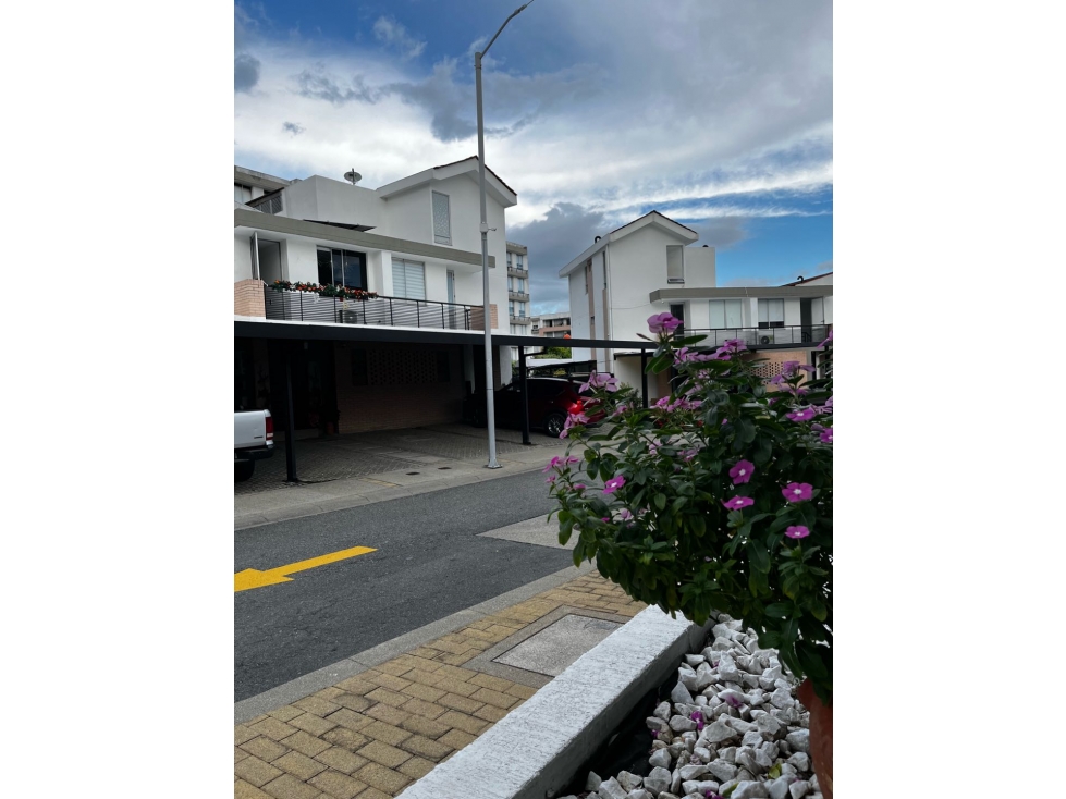 Vendo casa conjunto Canaguay Hacienda Rosa Blanca Villavicencio — foto 6