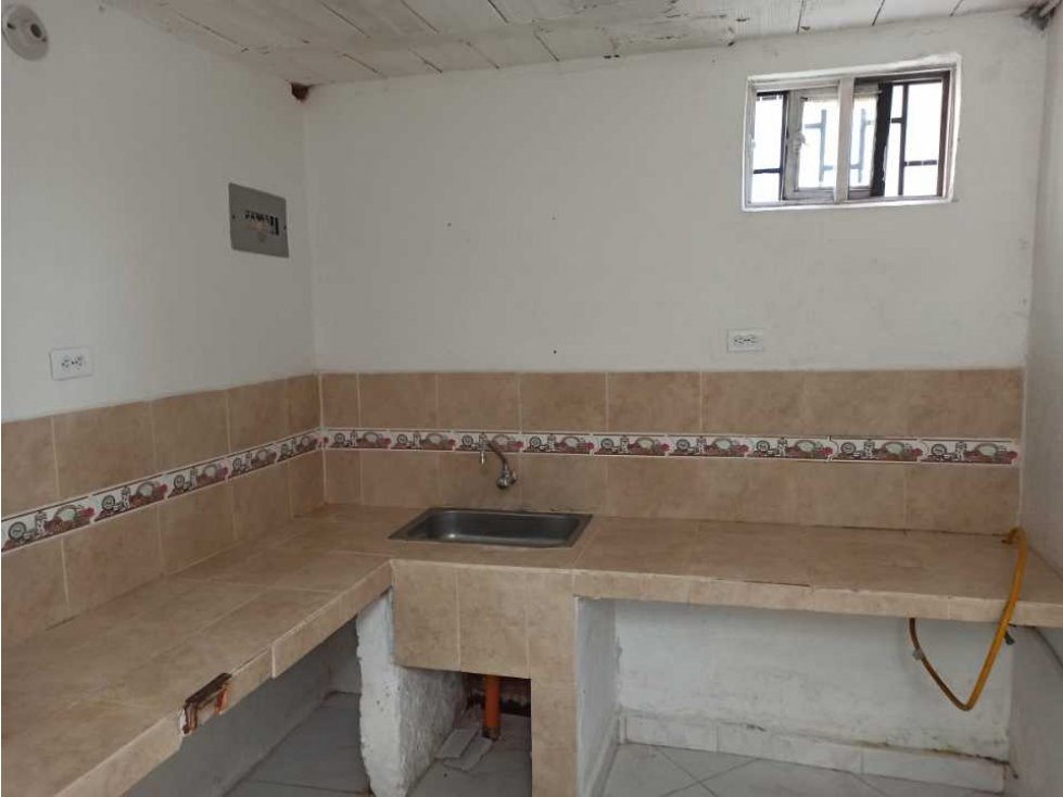 Casa en Versalles Antioquia 2 niveles en esquina con 5 alcobas — foto 5
